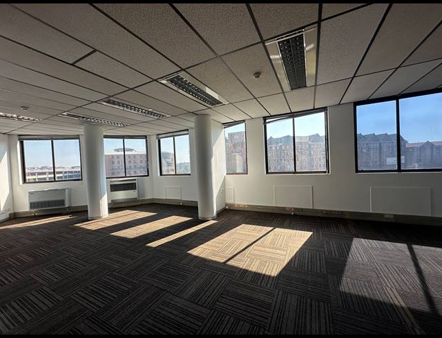 142M² OFFICE TO LET IN CENTURION CENTRAL